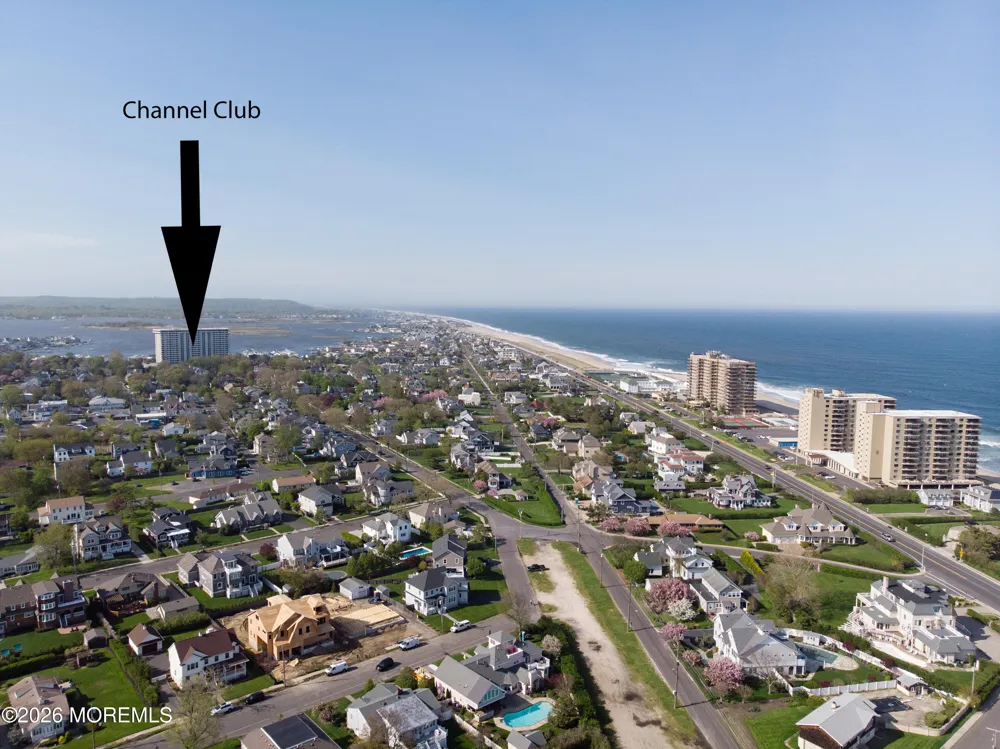 1 Channel Drive ##702 Monmouth Beach, NJ 07750