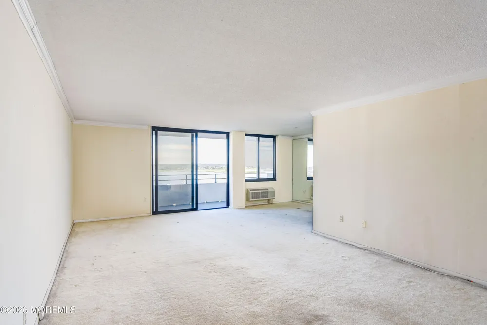 1 Channel Drive ##702 Monmouth Beach, NJ 07750