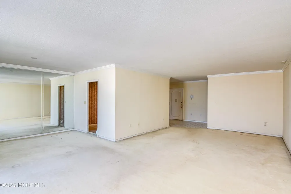 1 Channel Drive ##702 Monmouth Beach, NJ 07750