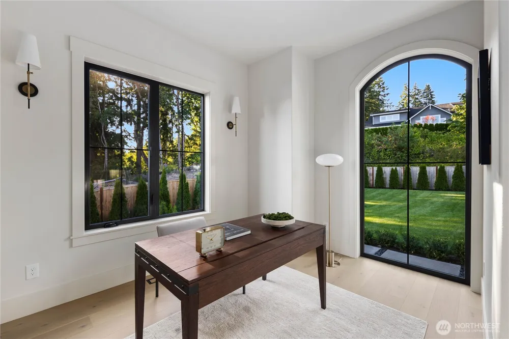 6220 Cromwell Drive NW Gig Harbor, WA 98335