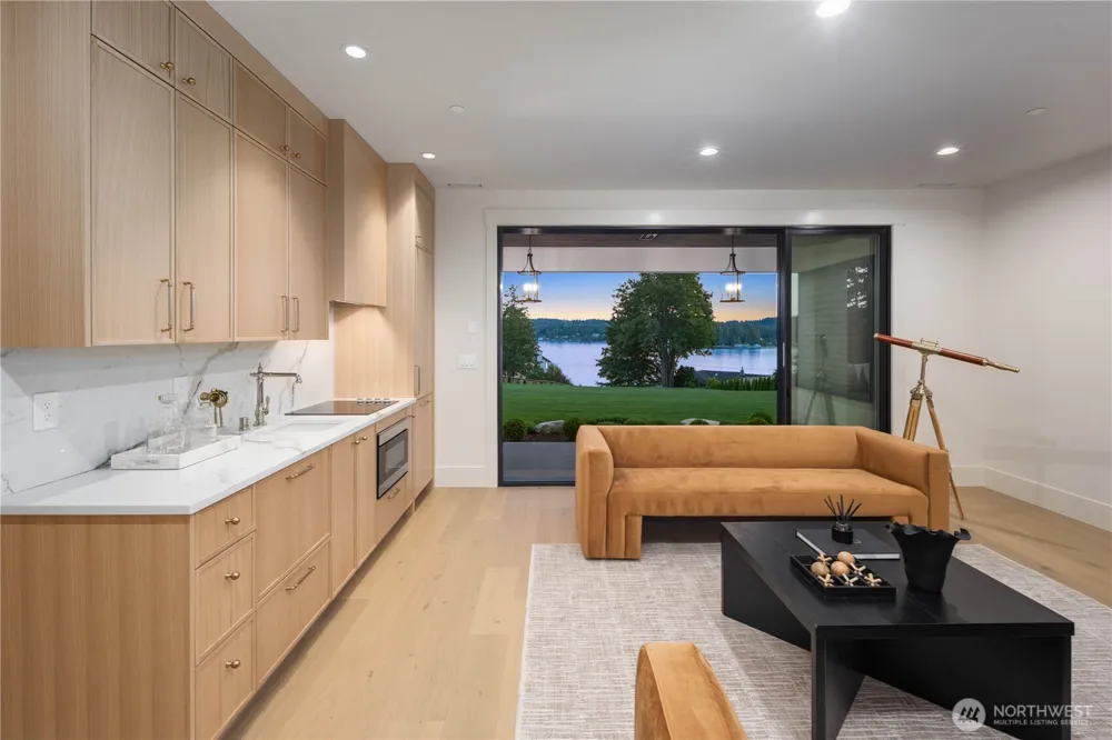 6220 Cromwell Drive NW Gig Harbor, WA 98335