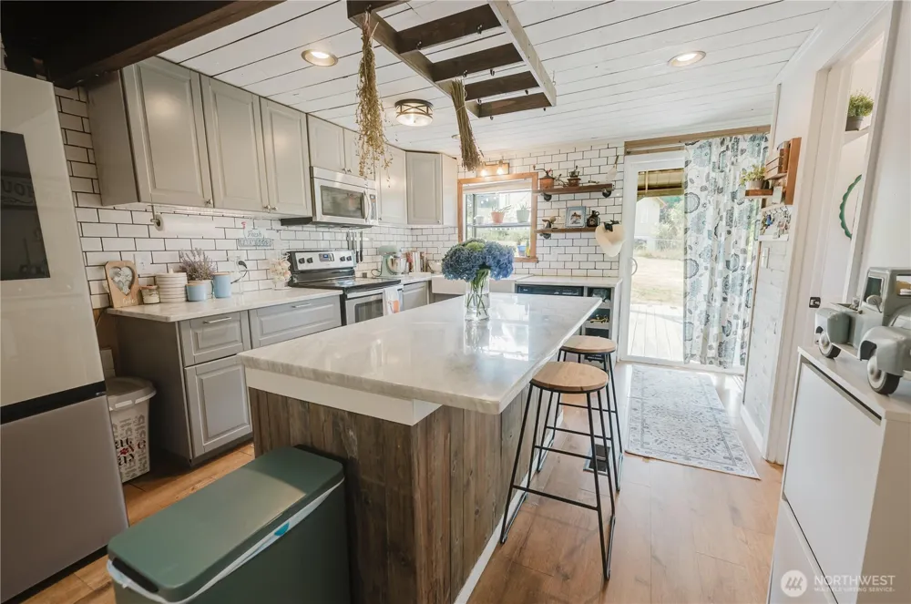 38908 NE Amboy Road Yacolt, WA 98675