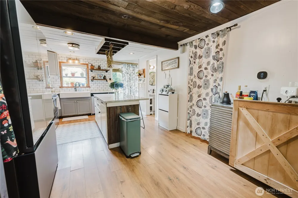 38908 NE Amboy Road Yacolt, WA 98675