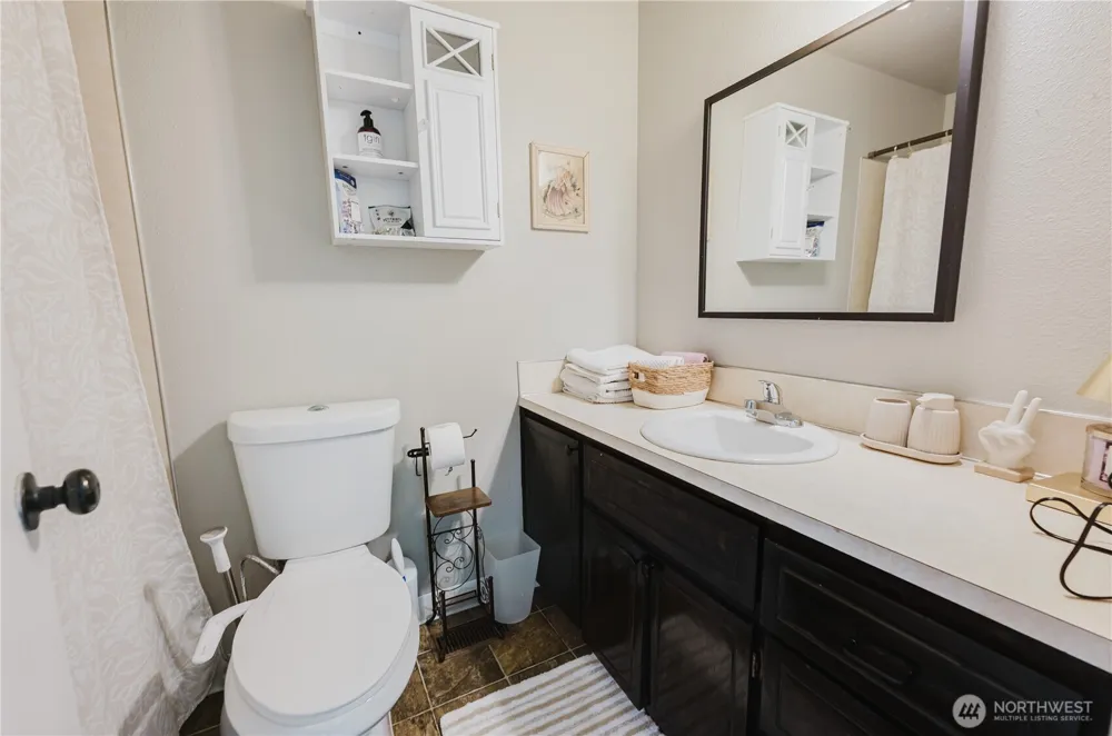38908 NE Amboy Road Yacolt, WA 98675