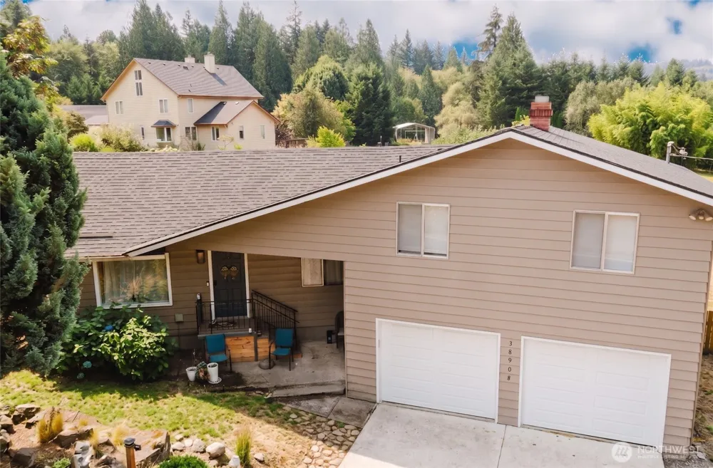 38908 NE Amboy Road Yacolt, WA 98675