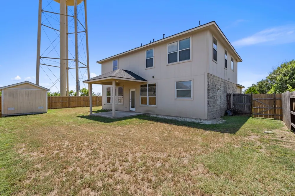 101 Redwood Drive Kyle, TX 78640