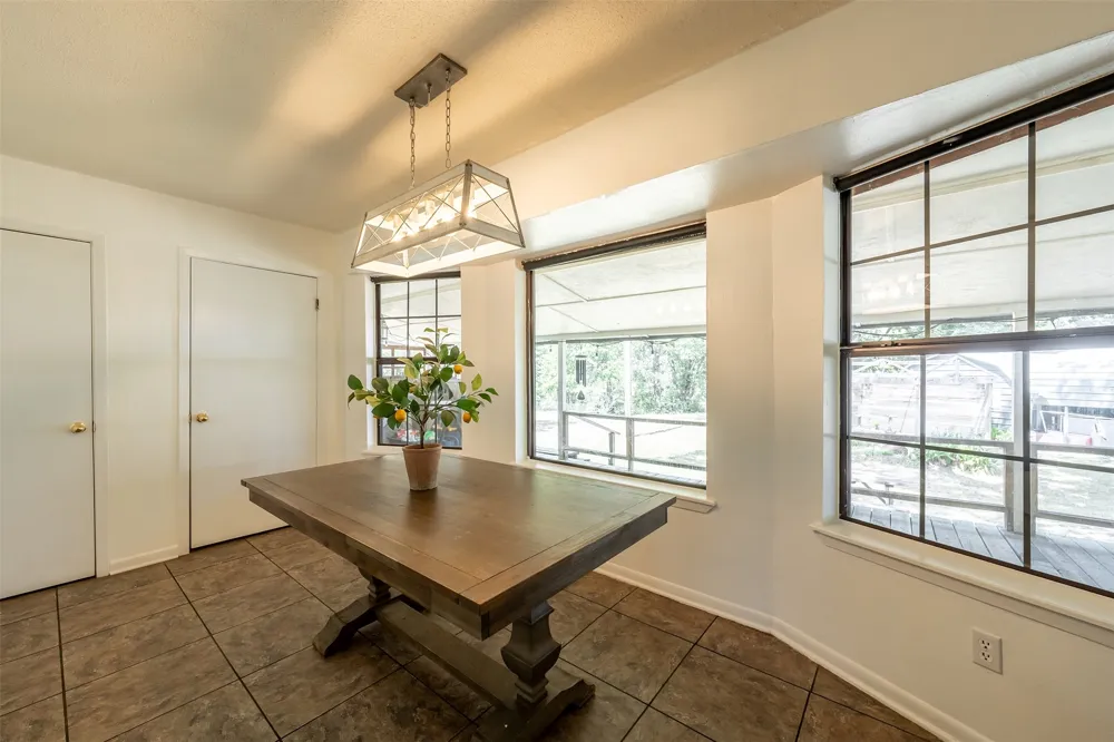 4358 E County Road 367 Henderson, TX 75654