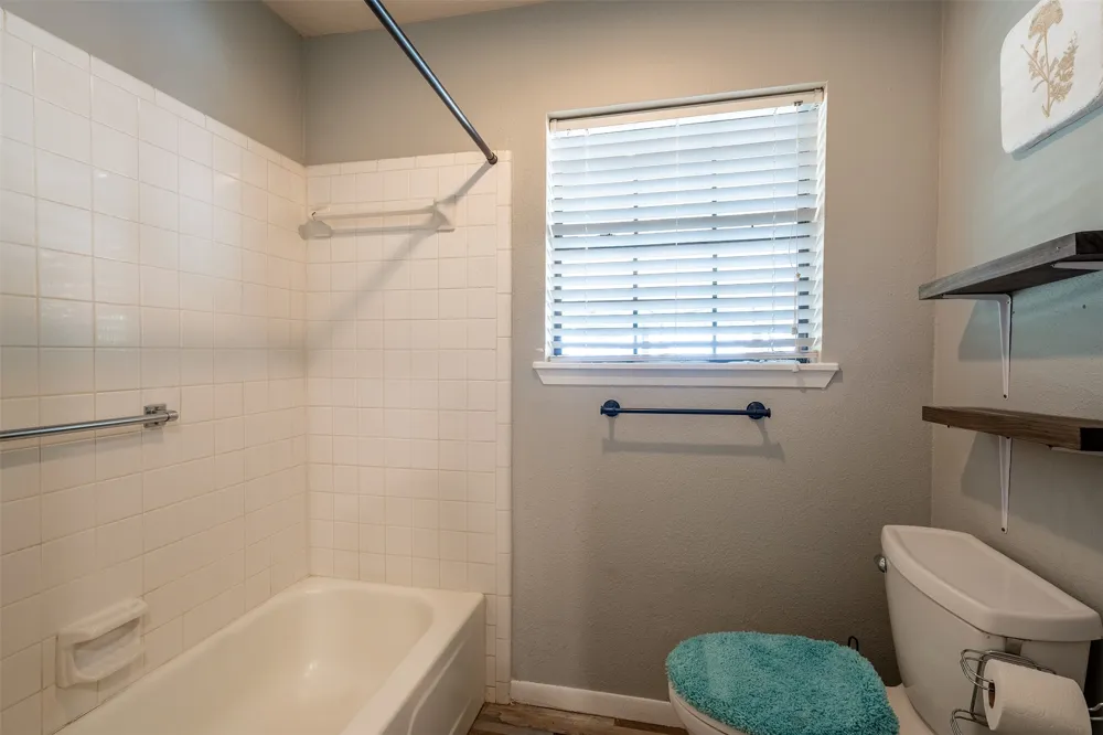 4358 E County Road 367 Henderson, TX 75654