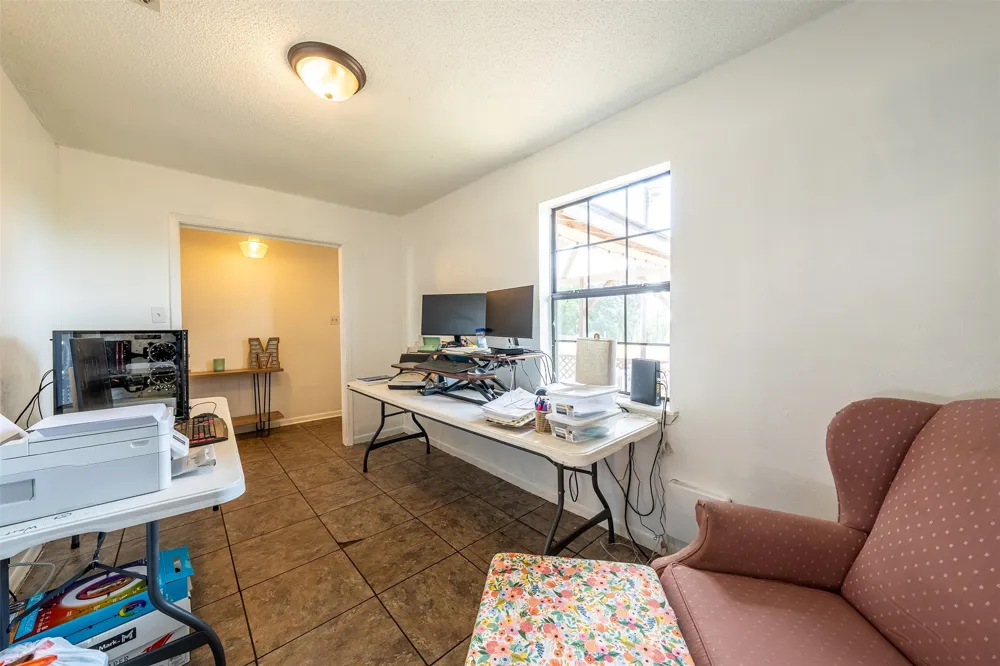 4358 E County Road 367 Henderson, TX 75654