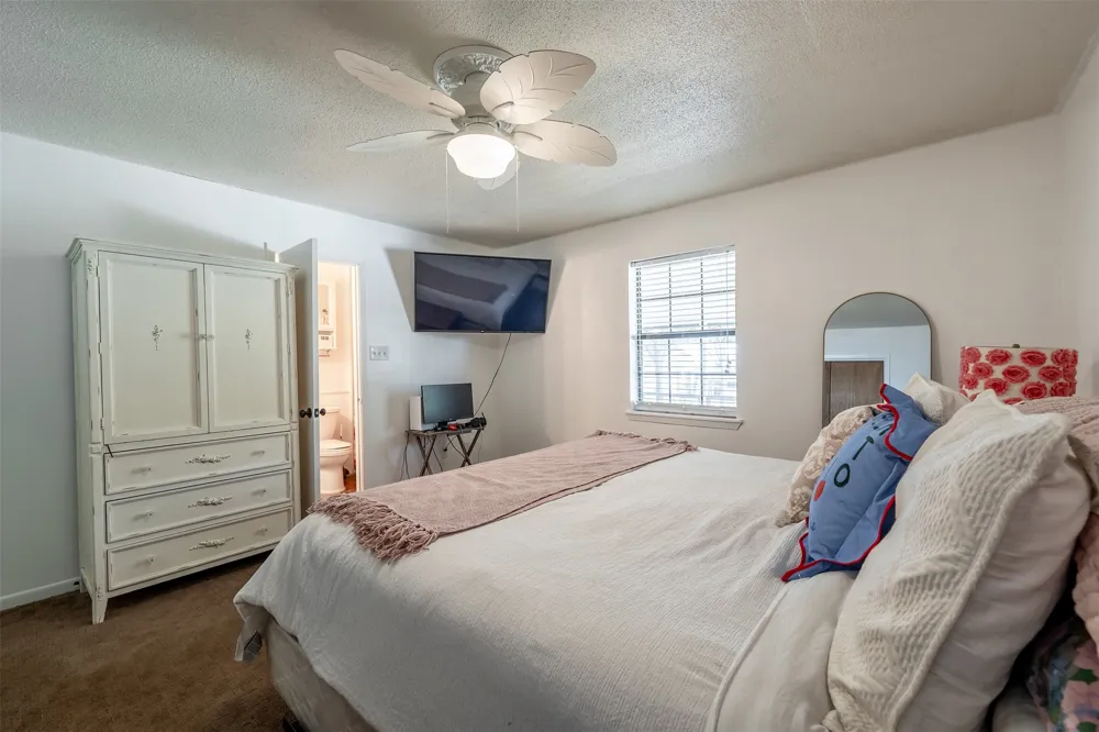 4358 E County Road 367 Henderson, TX 75654