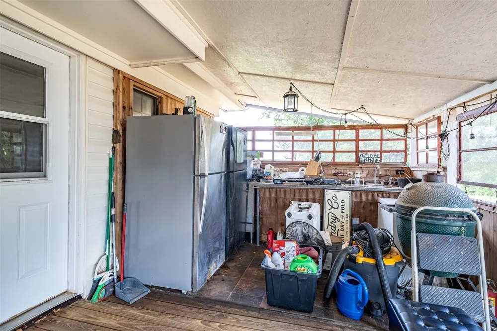 4358 E County Road 367 Henderson, TX 75654