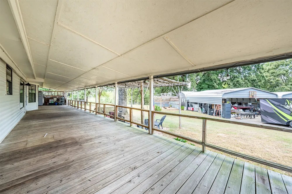 4358 E County Road 367 Henderson, TX 75654