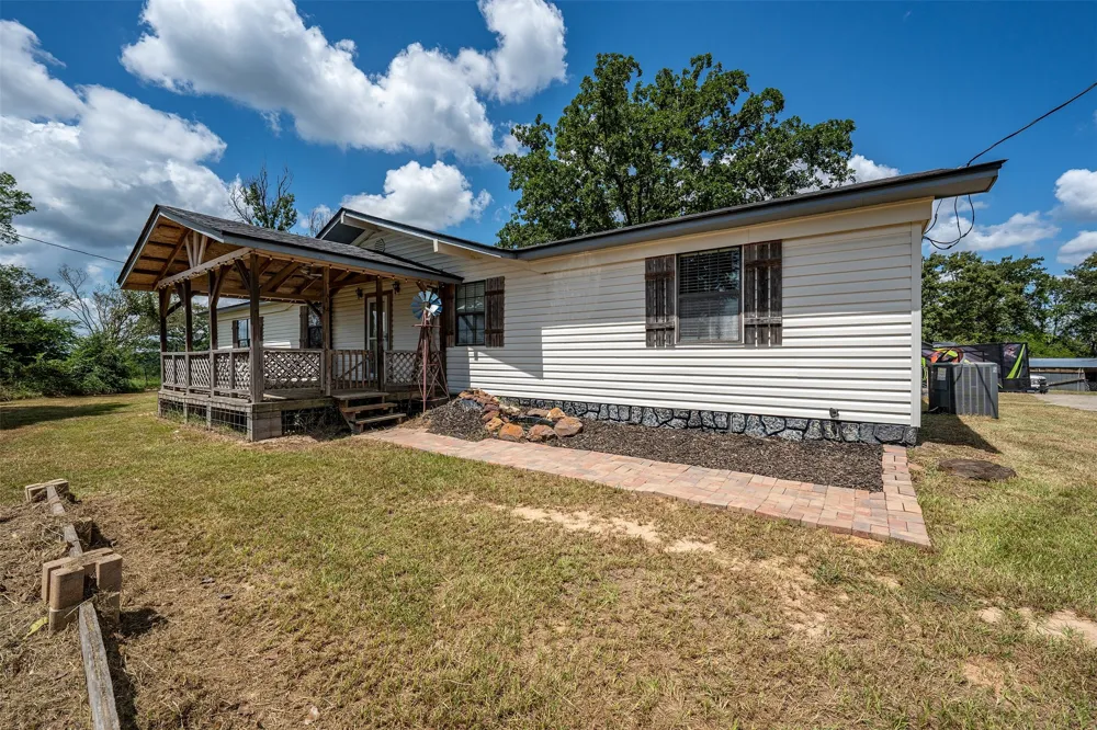 4358 E County Road 367 Henderson, TX 75654