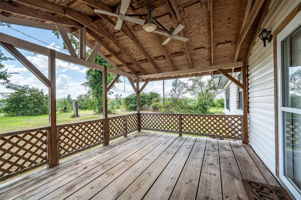 4358 E County Road 367 Henderson, TX 75654