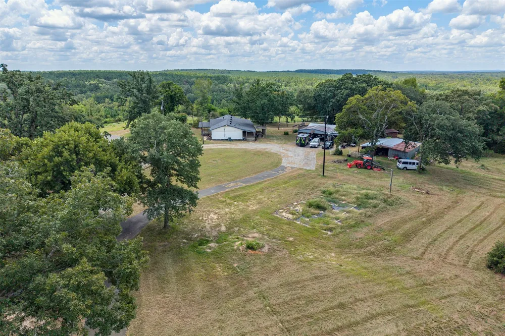 4358 E County Road 367 Henderson, TX 75654