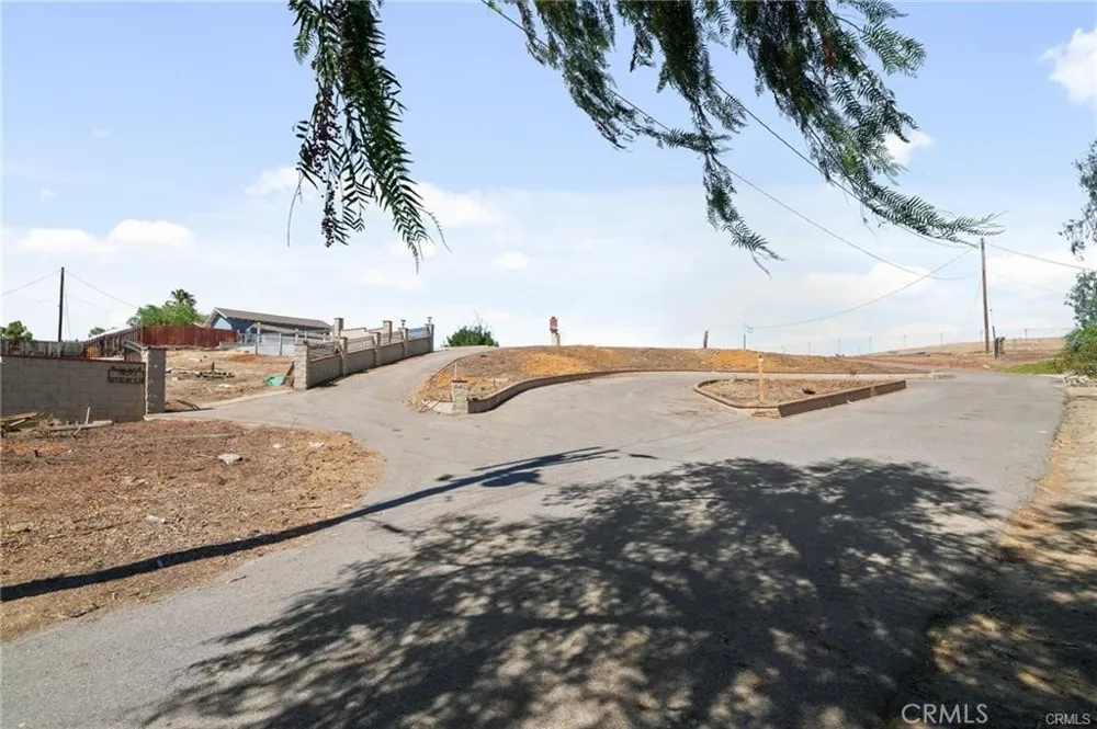 7800 View Corona, CA 92881