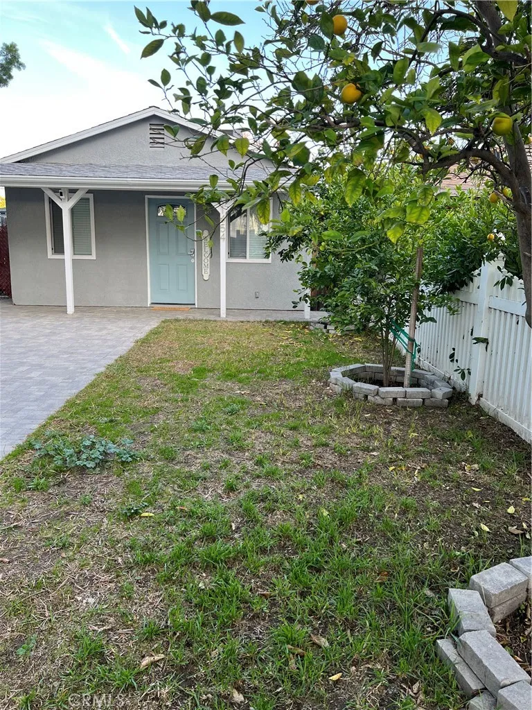 1454 Clybourn Avenue Burbank, CA 91505