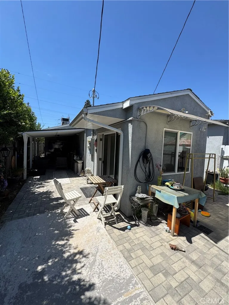 1454 Clybourn Avenue Burbank, CA 91505