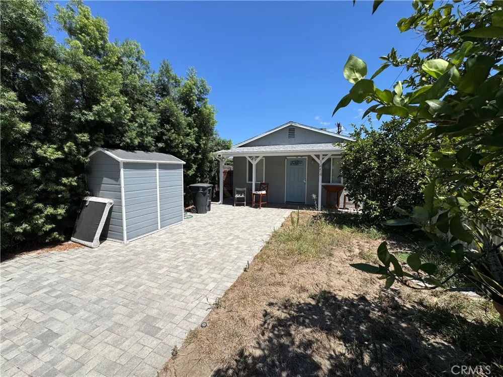 1454 Clybourn Avenue Burbank, CA 91505