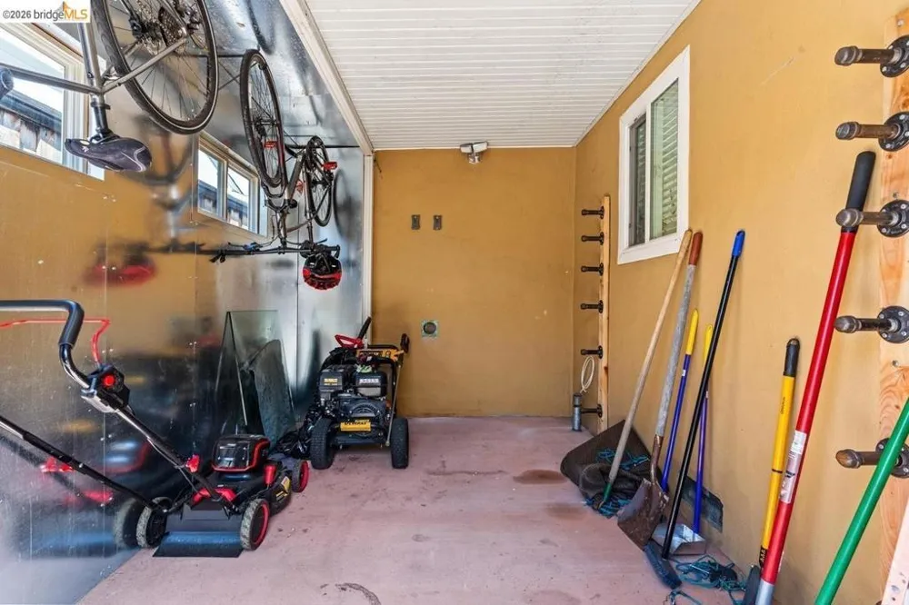 20171 Leroy DR Castro Valley, CA 94546