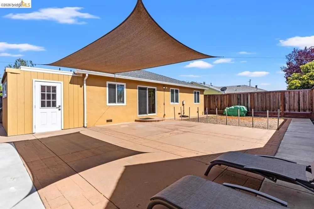 20171 Leroy DR Castro Valley, CA 94546