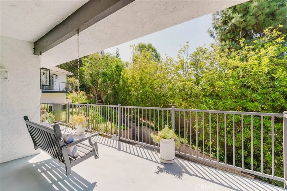 142 Crescent Glen Drive Glendora, CA 91741