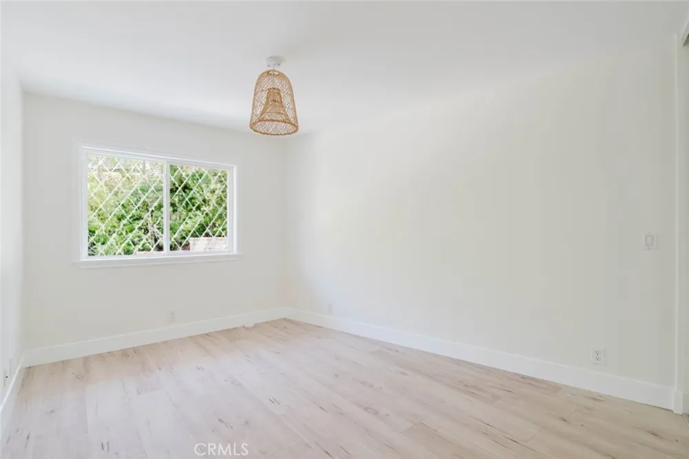 142 Crescent Glen Drive Glendora, CA 91741