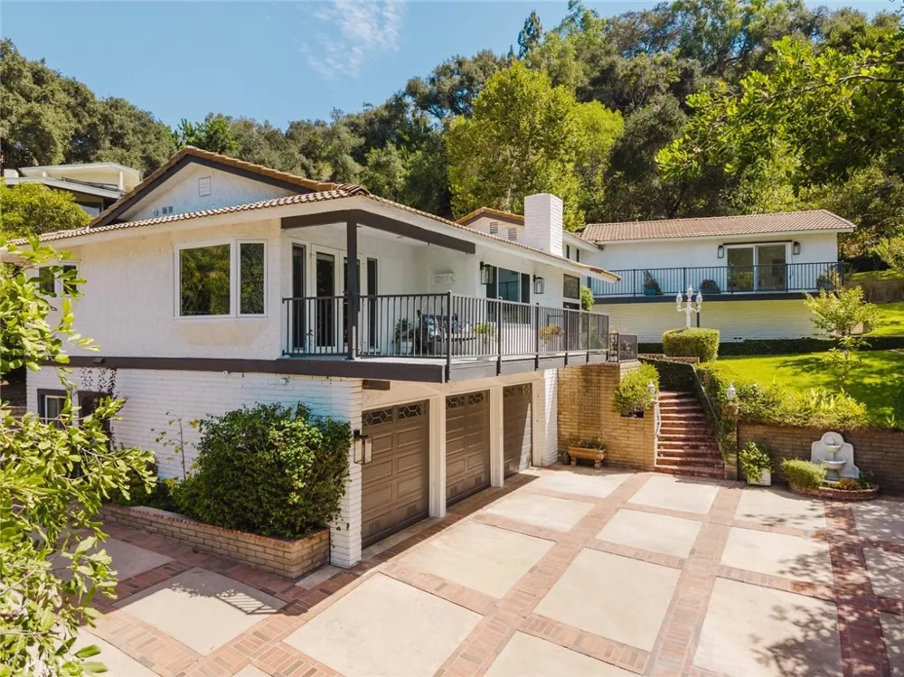 142 Crescent Glen Drive Glendora, CA 91741