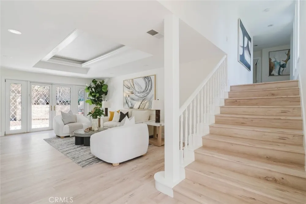 142 Crescent Glen Drive Glendora, CA 91741