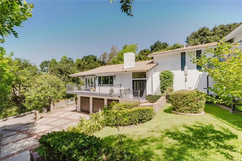 142 Crescent Glen Drive Glendora, CA 91741