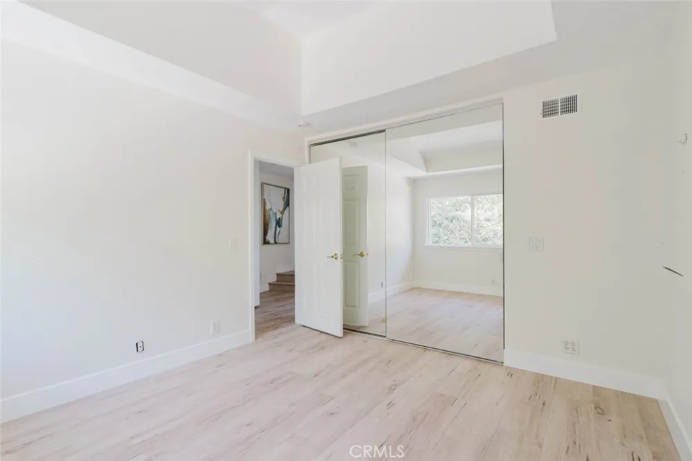 142 Crescent Glen Drive Glendora, CA 91741