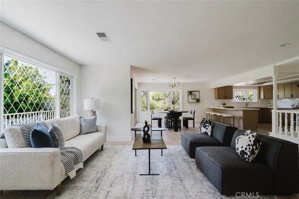 142 Crescent Glen Drive Glendora, CA 91741