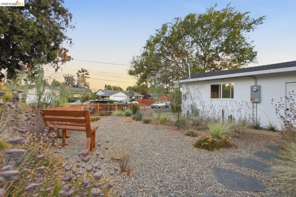 1837 Oakmead Drive Concord, CA 94520