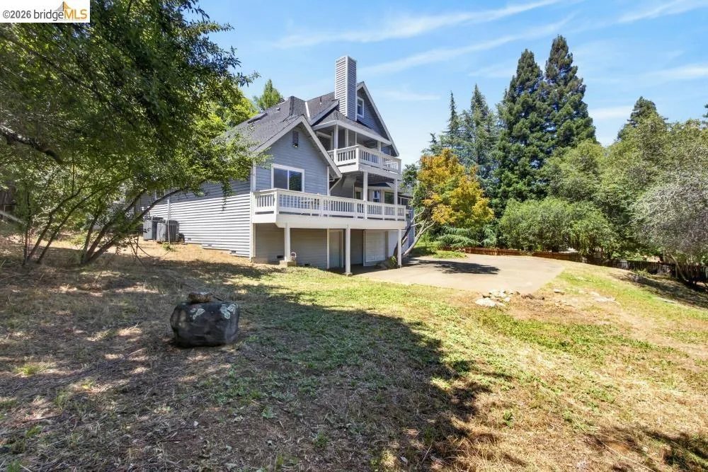 124 Abrozo CT Folsom, CA 95630