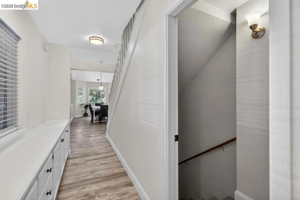 124 Abrozo CT Folsom, CA 95630
