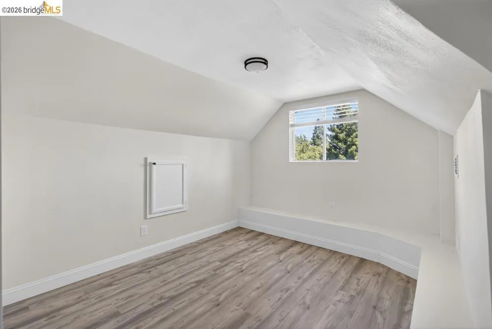 124 Abrozo CT Folsom, CA 95630