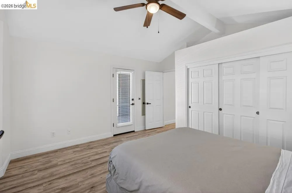 124 Abrozo CT Folsom, CA 95630