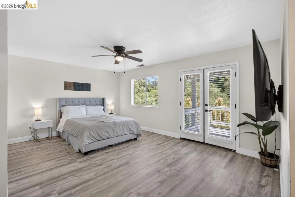 124 Abrozo CT Folsom, CA 95630