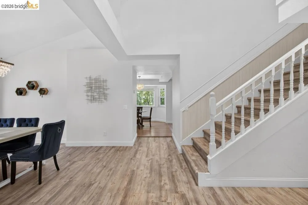 124 Abrozo CT Folsom, CA 95630