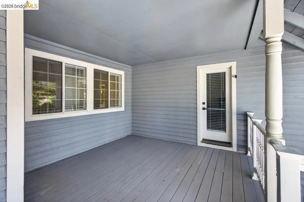 124 Abrozo CT Folsom, CA 95630