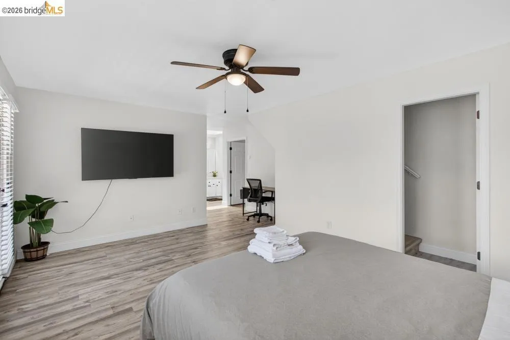 124 Abrozo CT Folsom, CA 95630