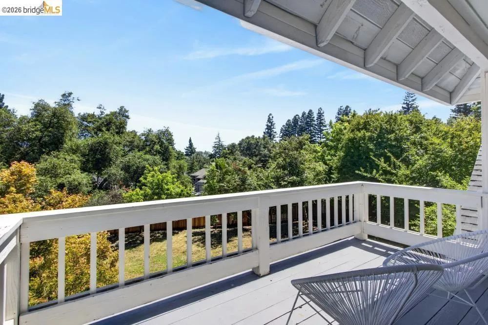 124 Abrozo CT Folsom, CA 95630