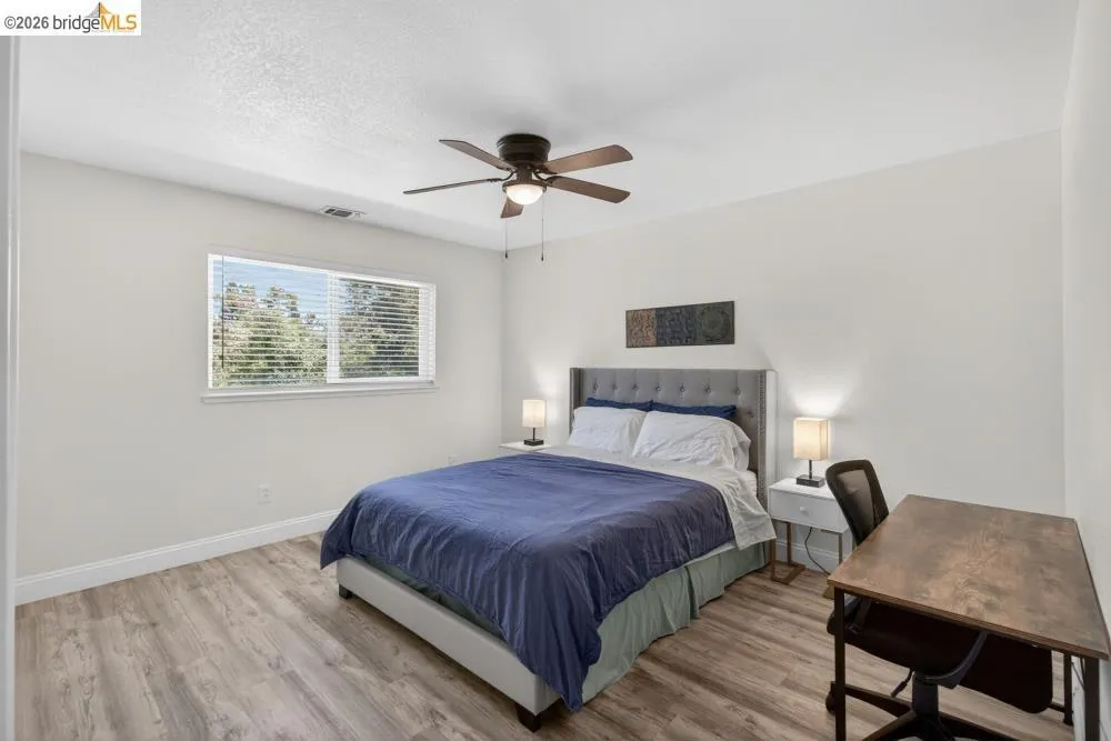 124 Abrozo CT Folsom, CA 95630