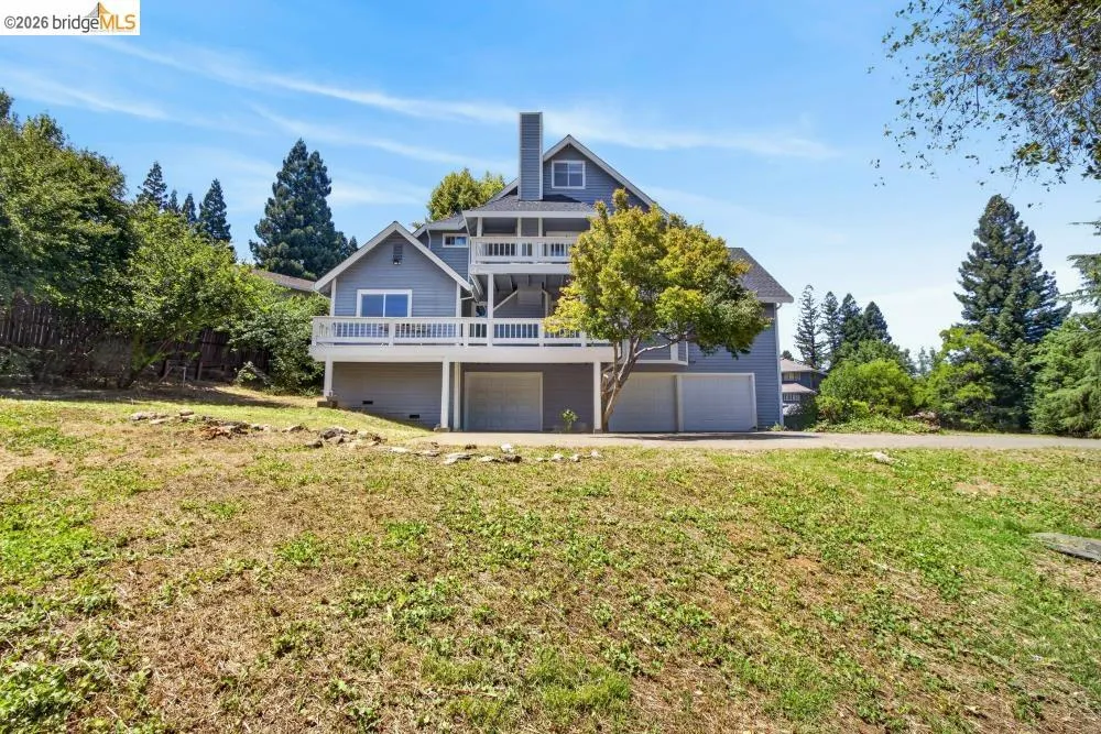 124 Abrozo CT Folsom, CA 95630