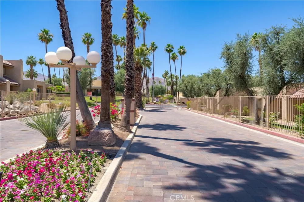 73837 Ocotillo Court Palm Desert, CA 92260