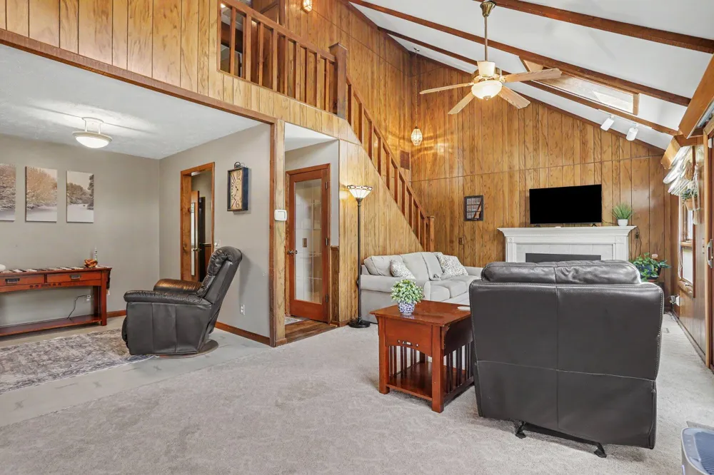9559 E H J AVENUE Galesburg, MI 49053