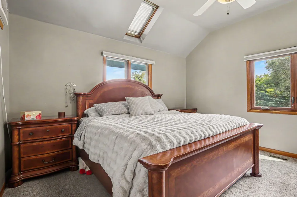9559 E H J AVENUE Galesburg, MI 49053