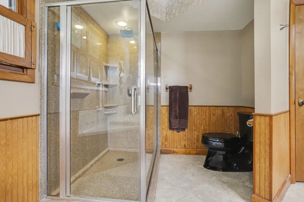 9559 E H J AVENUE Galesburg, MI 49053