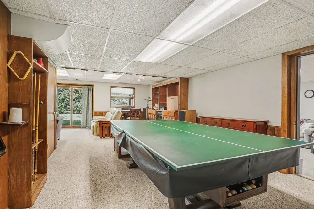 9559 E H J AVENUE Galesburg, MI 49053