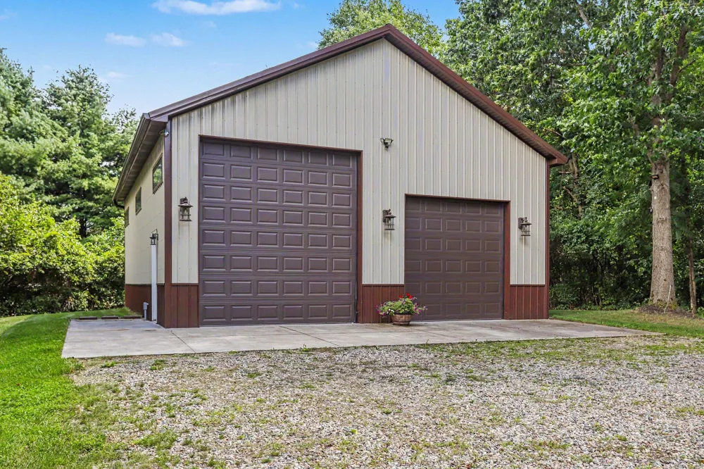 9559 E H J AVENUE Galesburg, MI 49053